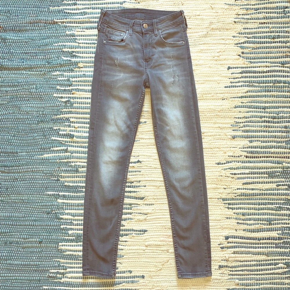 H&M gray stretch skinnies